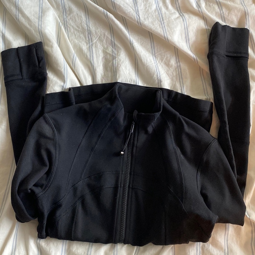 Black, size 4, Lululemon define jacket.